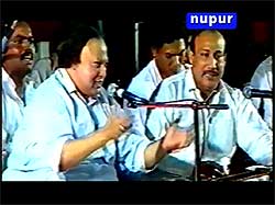 Nusrat fateh ali Khan-Akhiyan Udeek Diyan�μ̿�2