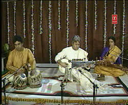 Ustad Amjad Ali Khan-Swar tarang�μ̿�3