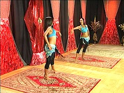 Captivating Bellydance Choreography with Amar Gamal[DVD]�μ̿�3