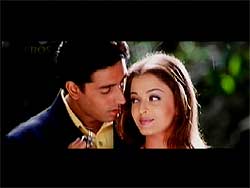 Aishwarya Top25�μ̿�3