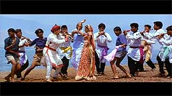Jis Desh mein Ganga Rehta hai