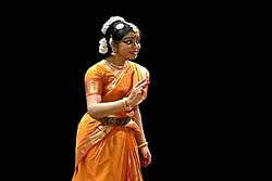 Bharatanatyam abhinaya <Recital>