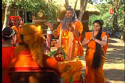 Gayatri Mantra, Gayatri Mahima, Mahamrityunjay Jaap and Bhajan Mala [DVD]