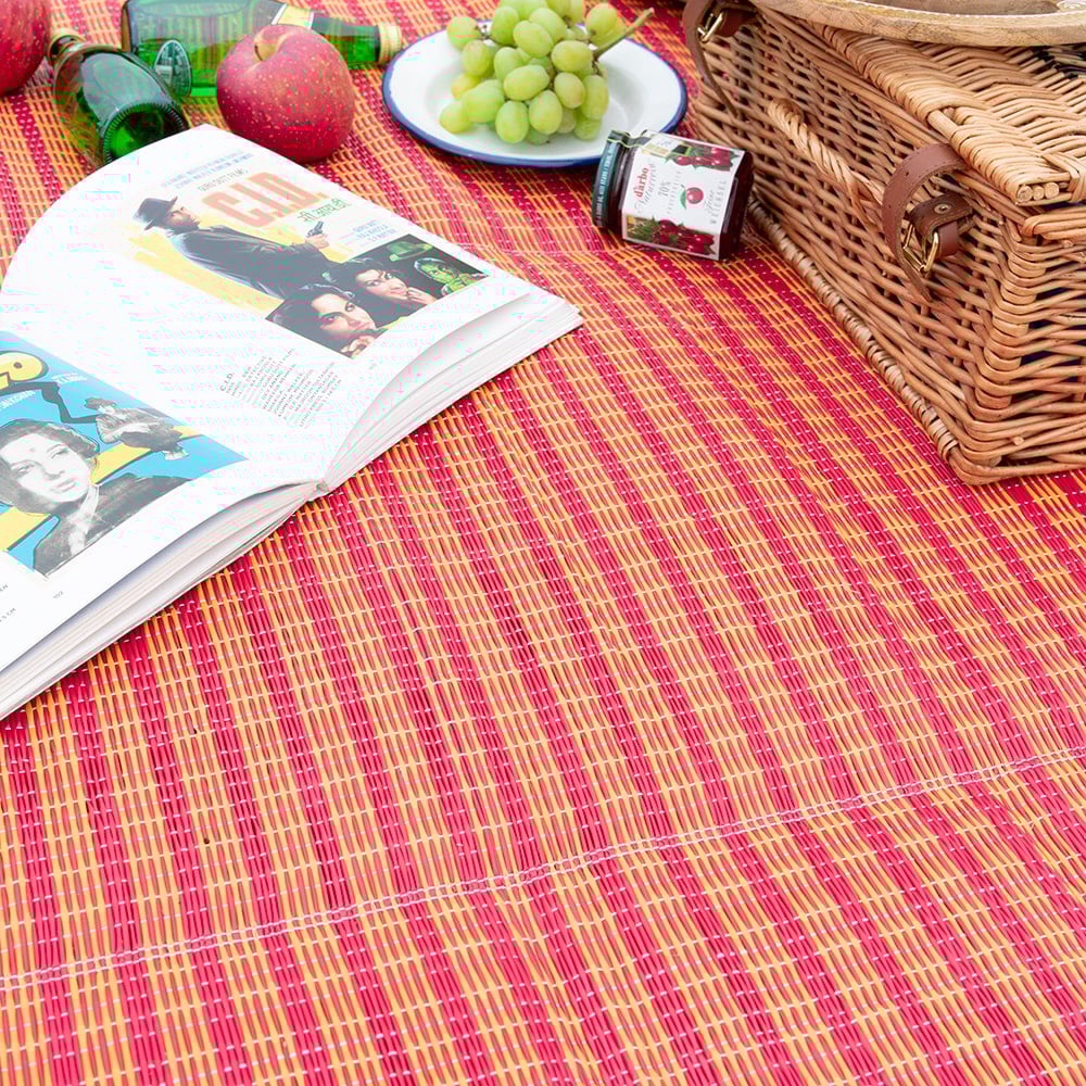 【アソート】タイからやってきた ストロー素材のどこでもバッグシート レジャーシート ござ3枚目の説明写真です