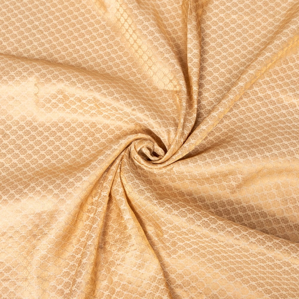 〔1m切り売り〕〔各色あり〕インドの伝統模様布　光沢感のあるブロケード生地に　美しい金糸の紋織　小花柄〔幅約112cm〕1枚目の説明写真です