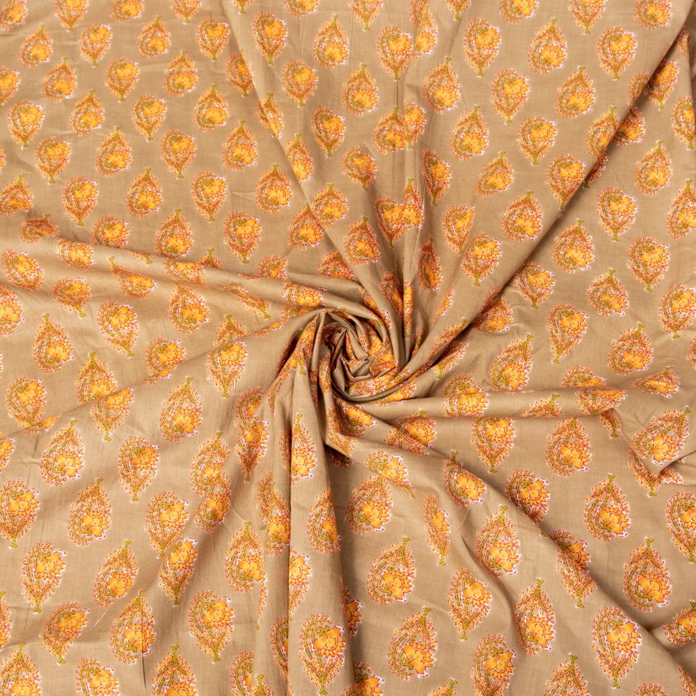 〔1m切り売り〕伝統息づく南インドから　昔ながらの更紗模様布〔約106.5cm〕1枚目の説明写真です
