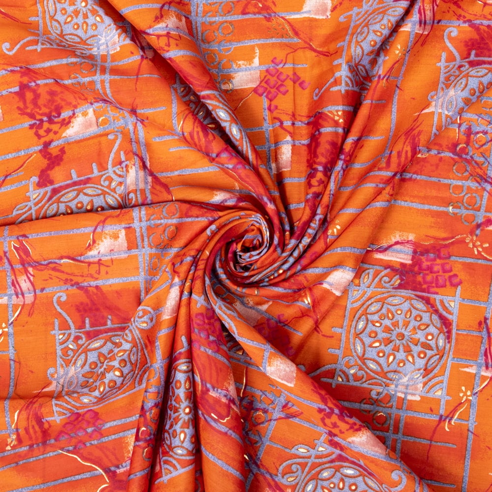 〔1m切り売り〕インドの伝統模様布〔約107cm〕オレンジ系1枚目の説明写真です