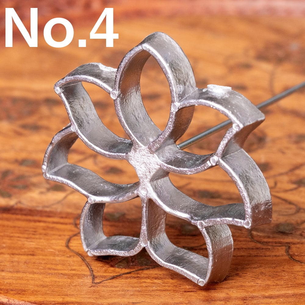 ベトナムから 花模様の揚げ菓子型 |アジア各国~欧米で作られている伝統のロゼットクッキーの型 アジアの揚げ菓子の個別写真