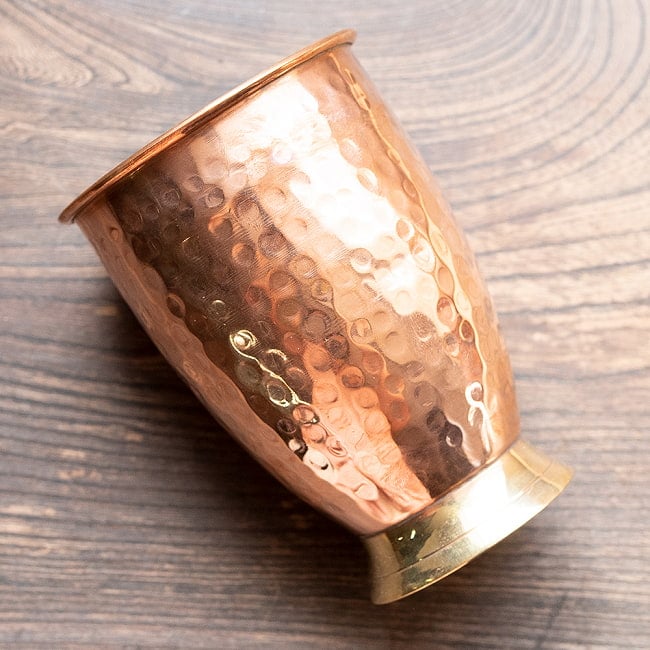 インドの鎚目付き銅装飾コップ【高さ：11.5cm×直径：8cm】の選択用写真