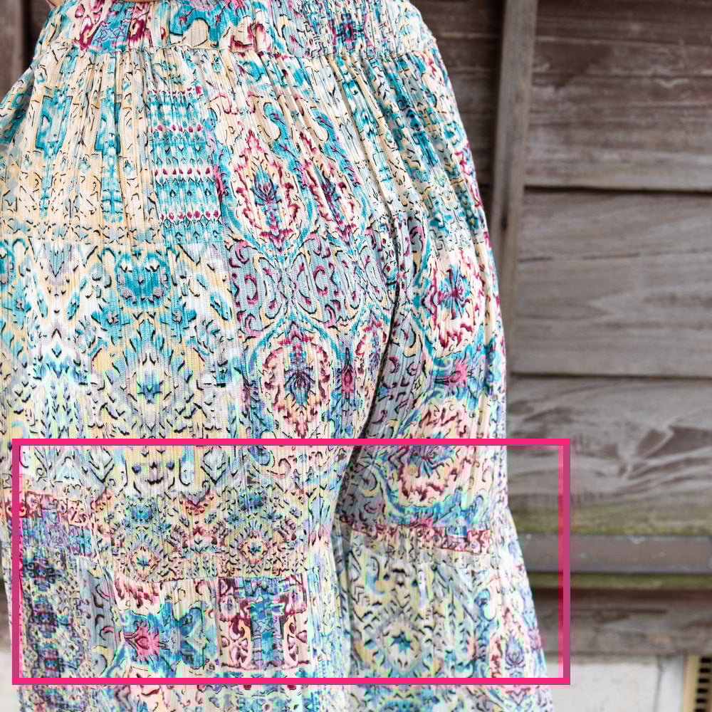 パステルプリントのプリーツワイドパンツ3枚目の説明写真です