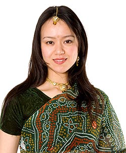 【超安い】 インドサリー【ドット】 緑 TIRAKITA.COM - の通販 スーツ・フォーマル・ドレス