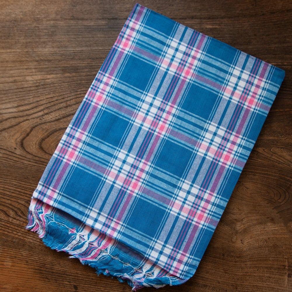 ガムチャと呼ばれるインドの万能布【約160cm×約88cm】の個別写真