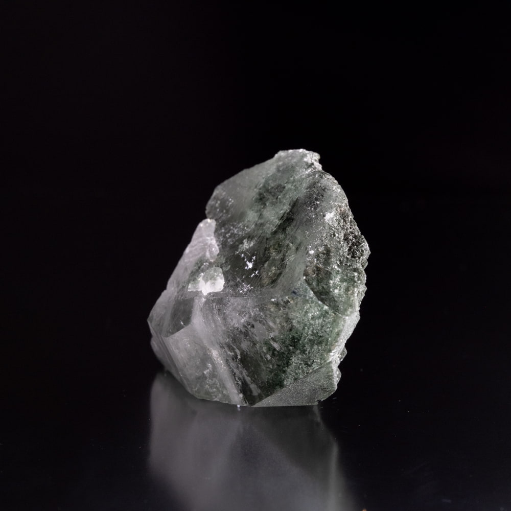 【一点物】 ヒマラヤ水晶原石 【173g】ポイント・クローライト・貫入り・タビー・バーコード・レインボー2枚目の説明写真です