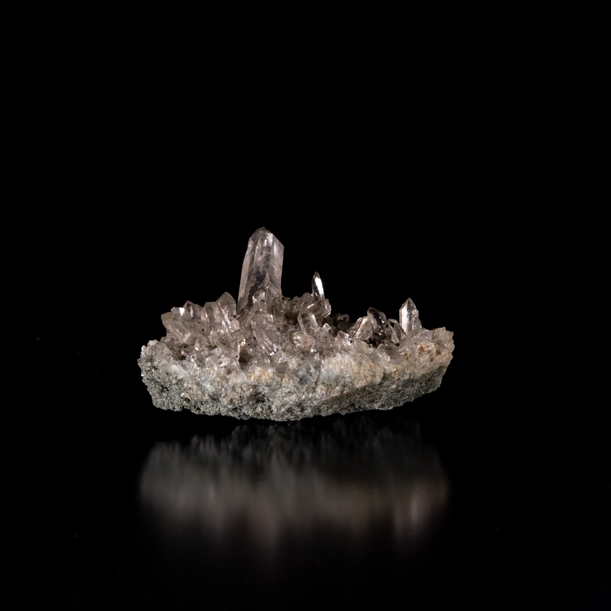 【一点物】 ヒマラヤ水晶原石 【 21g】透明度・クラスター・バーコード・クローライト2枚目の説明写真です