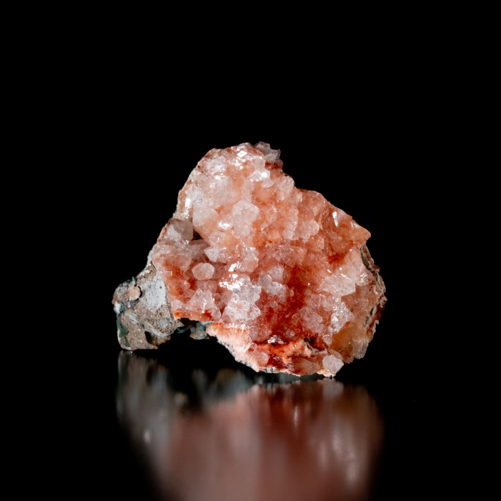 【一点物】 レッドアポフィライト原石 【53.5g】稀少石インド産・クラスター1枚目の説明写真です