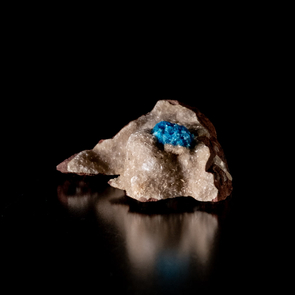 【一点物】 カバンサイト原石 【7.5g】インド産・稀少石1枚目の説明写真です