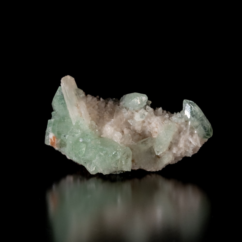 【一点物】グリーンアポフィライト原石 【44g】稀少石1枚目の説明写真です