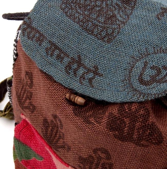 ジュート素材のカラフルリュックサック - エスノ刺繍2-生地の拡大です。\