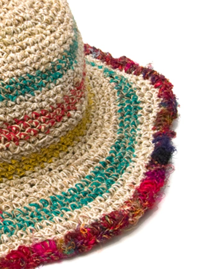 ヘンプ ボーダーハット2-アップにして素材感がわかるように撮ってみました。\