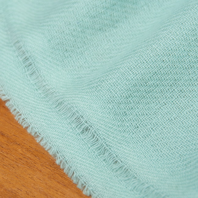 パシュミナ100% 大判手織りストール - ミント2-ふんわりとした柔らかく素晴らしい肌触りが魅力的\