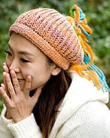 フェルトのポンポン ニット帽 - オレンジの個別写真