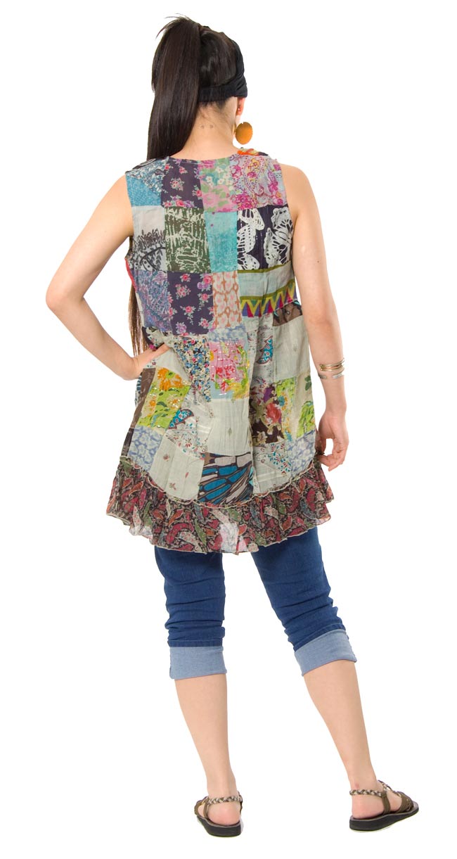 ノースリーブひらひらパッチワークチュニック 【グレー系】2-後ろ姿はこんな感じです。\