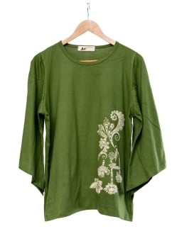 ロータスプリントのコットンベルスリーブTシャツの個別写真