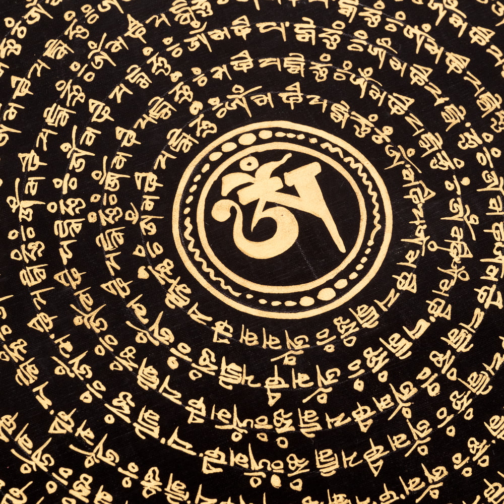 〔習作〕タンカ - オーン種子曼荼羅[56cm x 56cm]2枚目の説明写真です