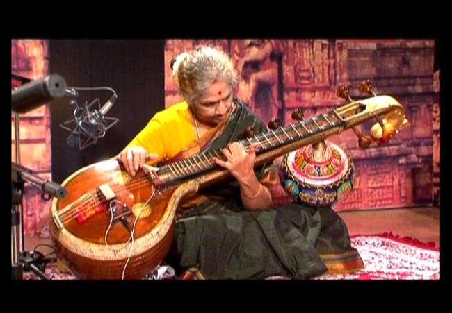 Vara Veena Mrudupani - 南インド古典ヴィーナの教則[DVD2枚組] 3 - 