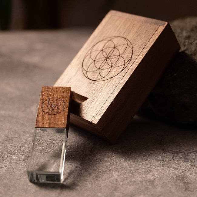 植物音楽&水の曼荼羅 - 528サイマティクスヒーリング[USB]の写真ヒーリング音楽,サイマティクス,植物音楽,曼荼羅,クリスタルUSB,高音質,ハイレゾ音源,チルアウト,瞑想,映像音楽