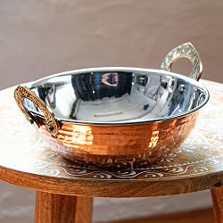 槌目銅装飾仕上げのステンレスカダイ[装飾持ち手付]サービングパン　食器・お皿（直径：約18cm） - サブ2