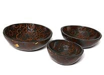 バリのシナモン飾り皿　3枚セットの商品写真