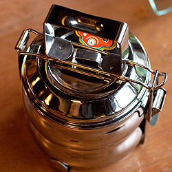 【2段】インドの弁当箱 ベーグル型[約17.5cm(取手含む)] - サブ2