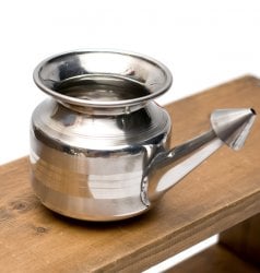 ステンレスのネティポット（鼻水差し）[ 直径：約9.5cm　高さ：9.3cm]