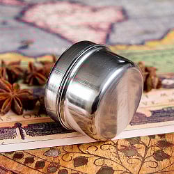 ステンレスのマサラケース・小物入れ[約5cm×約3.5cm　約50ml] - サブ2