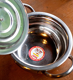 【蓋と持ち手付き】ハンディ - インドの鍋【直径約15.5cm】 - サブ3