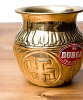 [大決算セール]インドの装飾つき水差し【ブラス】[8.5cm]