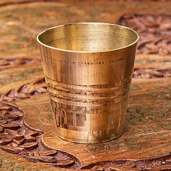 インドの礼拝用ブラス カップ[4.6cm]の商品写真