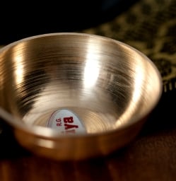 インドの礼拝用 ブラスボウル[約5.5cm] - サブ3