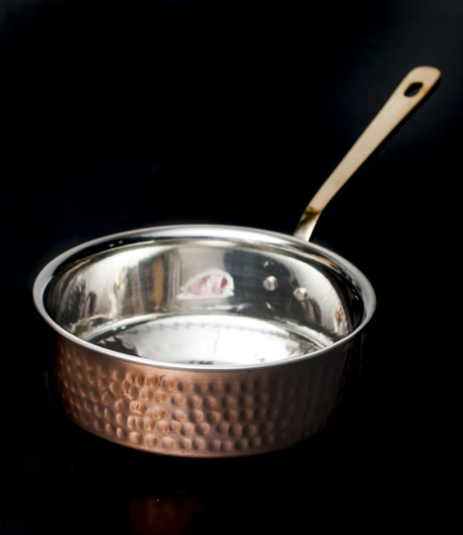 槌目付き 銅装飾のロイヤルソースパン(16.5cm×5cm)の写真