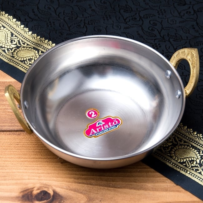 ステンレスカダイ[装飾持ち手付]サービングパン　食器・お皿〔約14.5cm〕の写真カラヒ