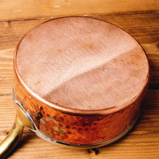 槌目付き 銅装飾のロイヤルソースパン（15.5cm×6.5cm） 8 - とにかく見た目が美しいです