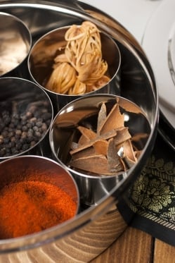 中ぶた付き 円形スパイスボックス[20.5cm] - サブ3