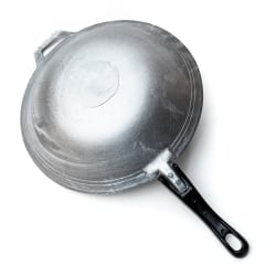 ガタ 軽くて振るいやすいタイの屋台アルミ鍋 大 - サブ4