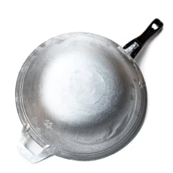 ガタ 軽くて振るいやすいタイの屋台アルミ鍋 大 - サブ5