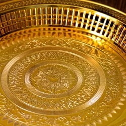 タイのお供え入れ 飾り皿 ゴールドとシルバー〔約31.5cm〕 - サブ4