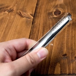 タイのトング 氷や米麺などの取り分けへ　約14cm - サブ3