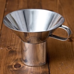 フードトランスポーター　タイ料理の惣菜を袋詰めする 大口じょうご・ロート - サブ2