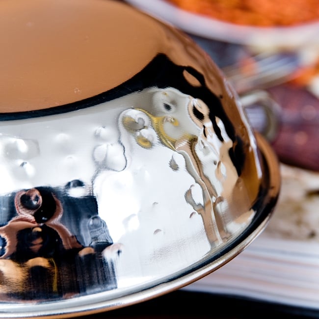 槌目装飾仕上げのステンレスカダイ サービングパン　食器・お皿（直径：約13cm） 4 - 槌目仕上げで見栄えのするカダイです。
