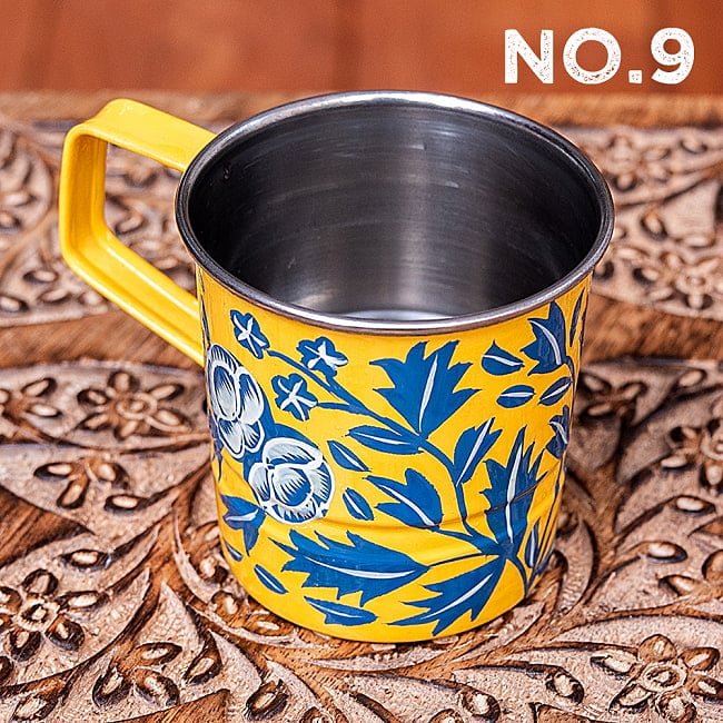 どこか懐かしいレトロテイスト　手描きカシミールペイントのミニマグカップ[直径：6cm x 高さ：5.9cm ]  17 - デザイン：No.9
